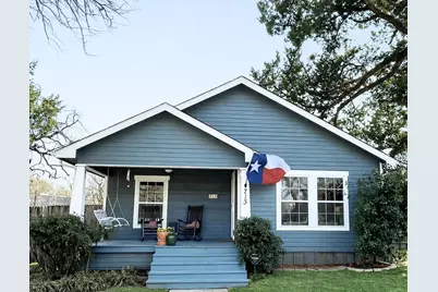 713 W Spring Street, Weatherford, TX 76086 - Photo 1