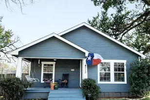 713 W Spring St, Weatherford, TX 76086 - Photo 1
