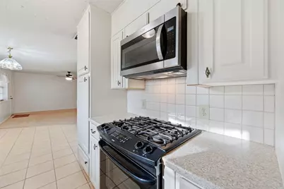 2903 Ashbury Drive, Arlington, TX 76015 - Photo 9