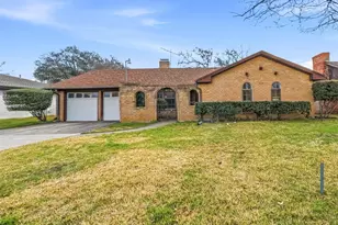 2903 Ashbury Dr, Arlington, TX 76015 - Photo 1