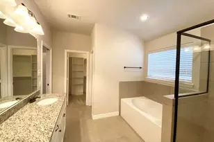 126 Frank St, Greenville, TX 75402 - Photo 7