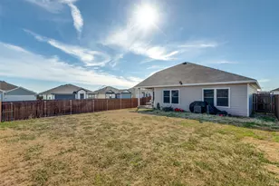 6545 Waterfall Ln, Princeton, TX 75407 - Photo 23