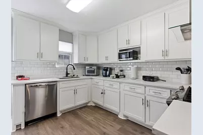 1110 W Clarendon Drive, Dallas, TX 75208 - Photo 3