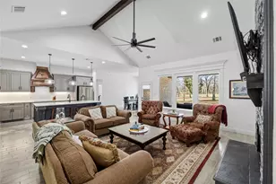 203 Colonial Dr, Mabank, TX 75156 - Photo 5