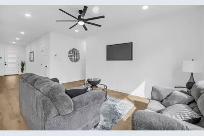 139 Forest Oaks Drive, Gun Barrel City, TX 75156 - Photo 9