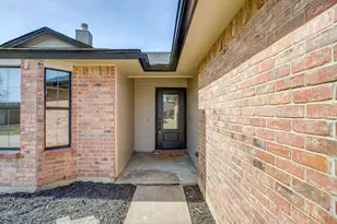 5408 Lilac Dr, Arlington, TX 76018 - Photo 7