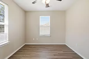 587 Lentisco Dr, Lancaster, TX 75146 - Photo 19