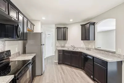 587 Lentisco Drive, Lancaster, TX 75146 - Photo 9