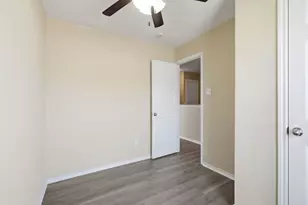 587 Lentisco Dr, Lancaster, TX 75146 - Photo 15