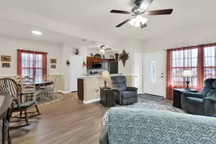 201 E Walker St, Denison, TX 75021 - Photo 3