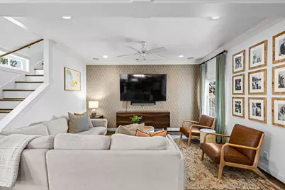 5743 Kenwood Avenue, Dallas, TX 75206 - Photo 9