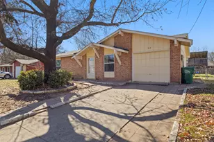 313 Bellaire Dr, Denton, TX 76209 - Photo 1
