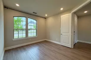 9829 Sharps Dr, Frisco, TX 75035 - Photo 5