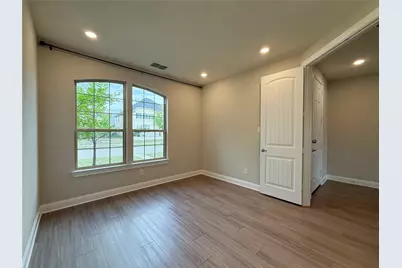 9829 Sharps Drive, Frisco, TX 75035 - Photo 3