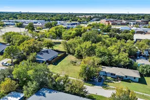 645 Hardy St, Lewisville, TX 75057 - Photo 9