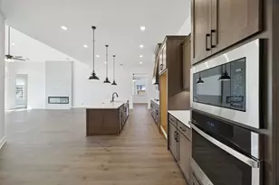 801 Lost Woods Way, McKinney, TX 75071 - Photo 5