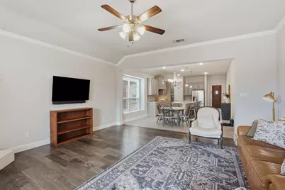 608 Washington Avenue, Waxahachie, TX 75165 - Photo 5