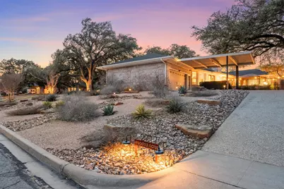 2717 Wooded Acres Drive, Waco, TX 76710 - Photo 3