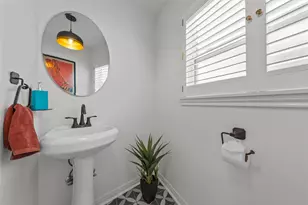 2717 Wooded Acres Dr, Waco, TX 76710 - Photo 17