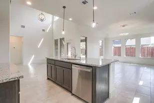 928 Arkan Ln, Fort Worth, TX 76120 - Photo 17