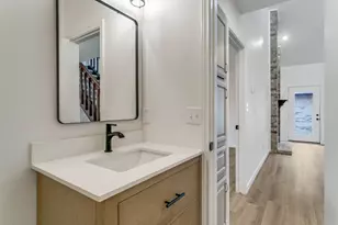 2106 Avignon Dr, Carrollton, TX 75007 - Photo 15