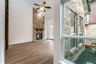 2106 Avignon Dr, Carrollton, TX 75007 - Photo 7