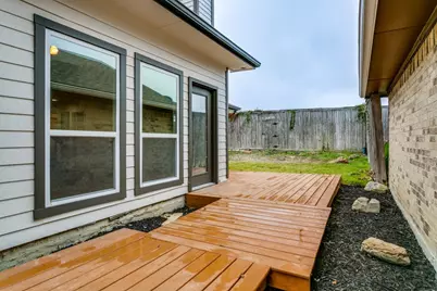 2106 Avignon Drive, Carrollton, TX 75007 - Photo 23