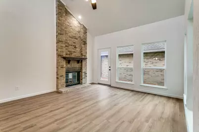 2106 Avignon Drive, Carrollton, TX 75007 - Photo 9