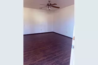 610 N Bailey Street, Mexia, TX 76667 - Photo 3