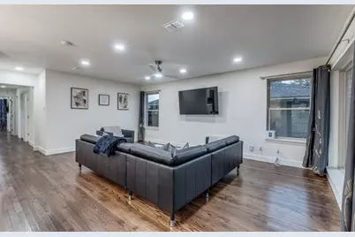 9026 Livenshire Drive, Dallas, TX 75238 - Photo 5