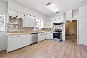 1215 N 18th St, Waco, TX 76707 - Photo 15