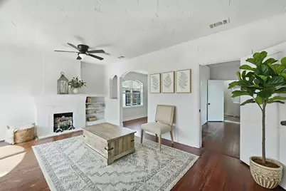 1215 N 18th Street, Waco, TX 76707 - Photo 3