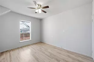 1215 N 18th St, Waco, TX 76707 - Photo 25