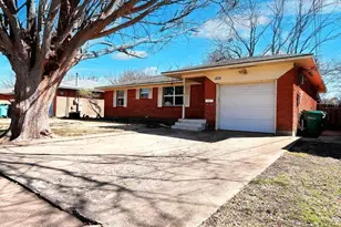 424 W Anita St, Sherman, TX 75092 - Photo 1