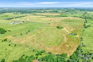 105 A Spalding Rd, Whitesboro, TX 76273 - Photo 1