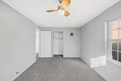 104 E 6th Street, Irving, TX 75060 - Photo 9