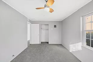 104 E 6th St, Irving, TX 75060 - Photo 9