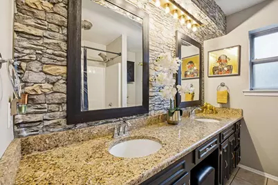 413 Baker Drive, Hurst, TX 76054 - Photo 19