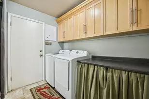 413 Baker Dr, Hurst, TX 76054 - Photo 15