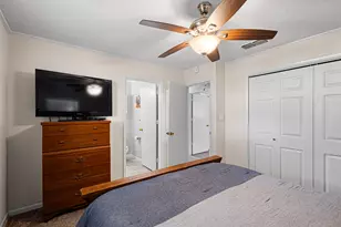 818 Country Club Rd, Bowie, TX 76230 - Photo 19