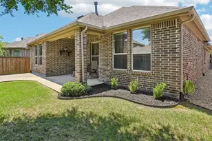 7804 Lewisville Ln, McKinney, TX 75071 - Photo 3