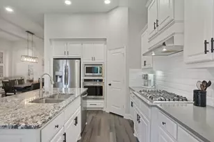 7804 Lewisville Ln, McKinney, TX 75071 - Photo 13