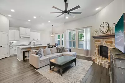 7804 Lewisville Lane, McKinney, TX 75071 - Photo 5