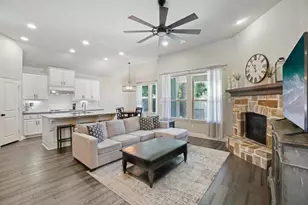 7804 Lewisville Ln, McKinney, TX 75071 - Photo 5
