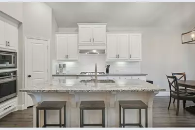7804 Lewisville Lane, McKinney, TX 75071 - Photo 11
