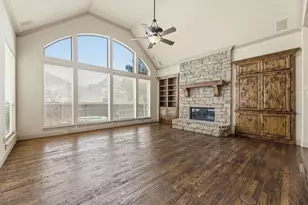 1025 Lady Lore Ln, Lewisville, TX 75056 - Photo 31