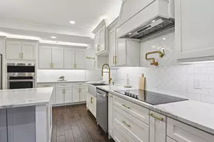 720 Calumet Ave, Cockrell Hill, TX 75211 - Photo 5