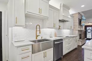 720 Calumet Ave, Cockrell Hill, TX 75211 - Photo 7