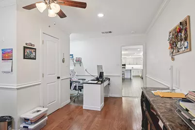 720 Calumet Avenue, Cockrell Hill, TX 75211 - Photo 11