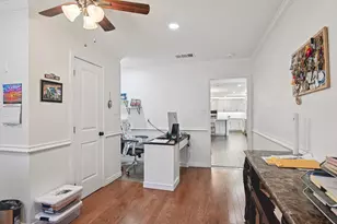 720 Calumet Ave, Cockrell Hill, TX 75211 - Photo 11